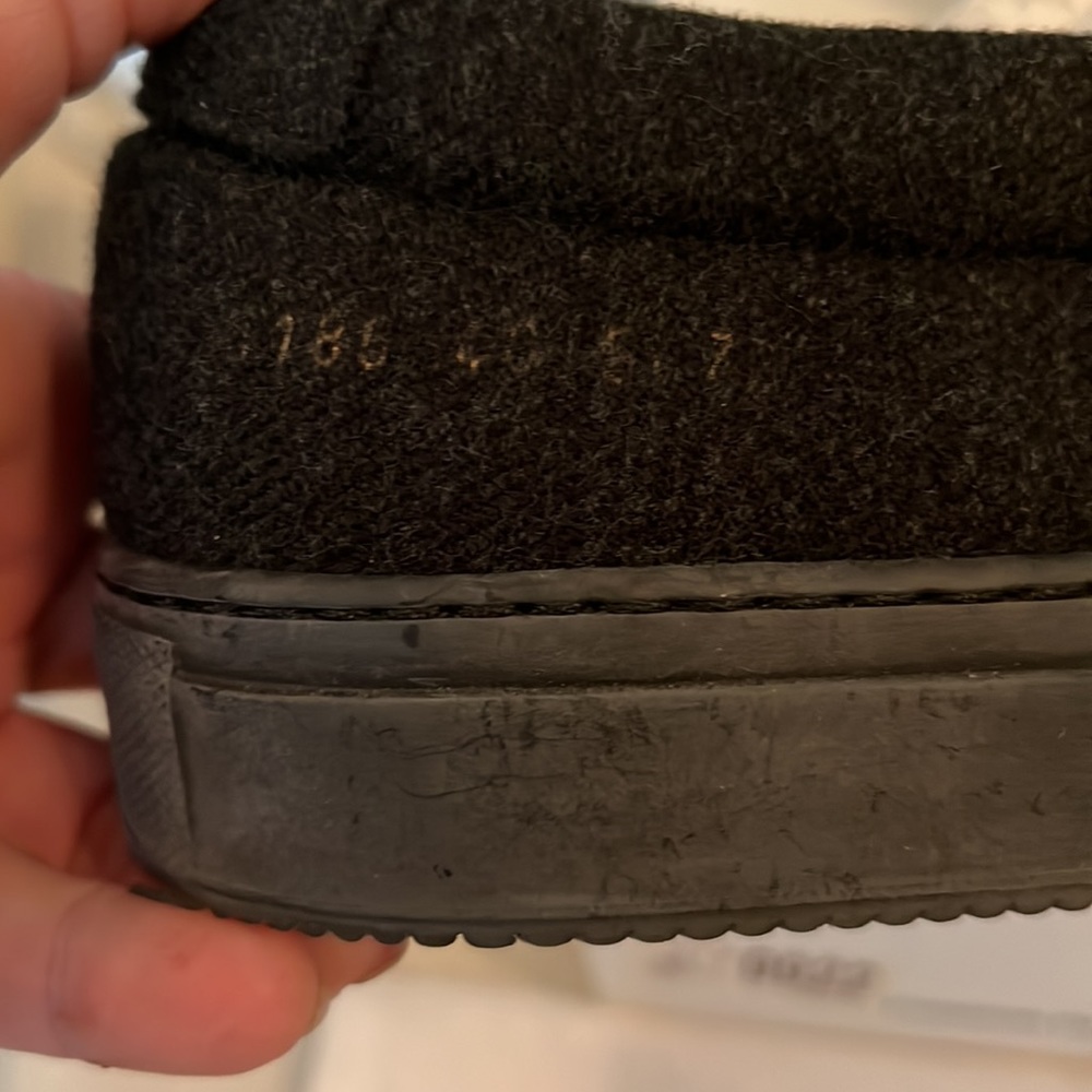Common projects Slip-Ons - Picture 2 of 5